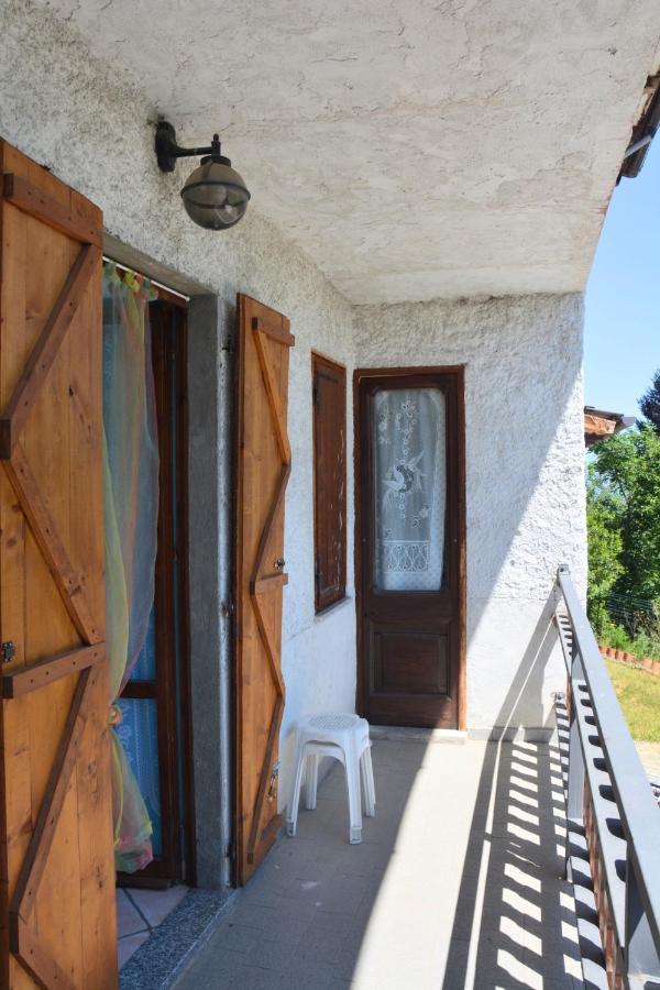 קאסטלמונטה Casa Omnia B&B מראה חיצוני תמונה