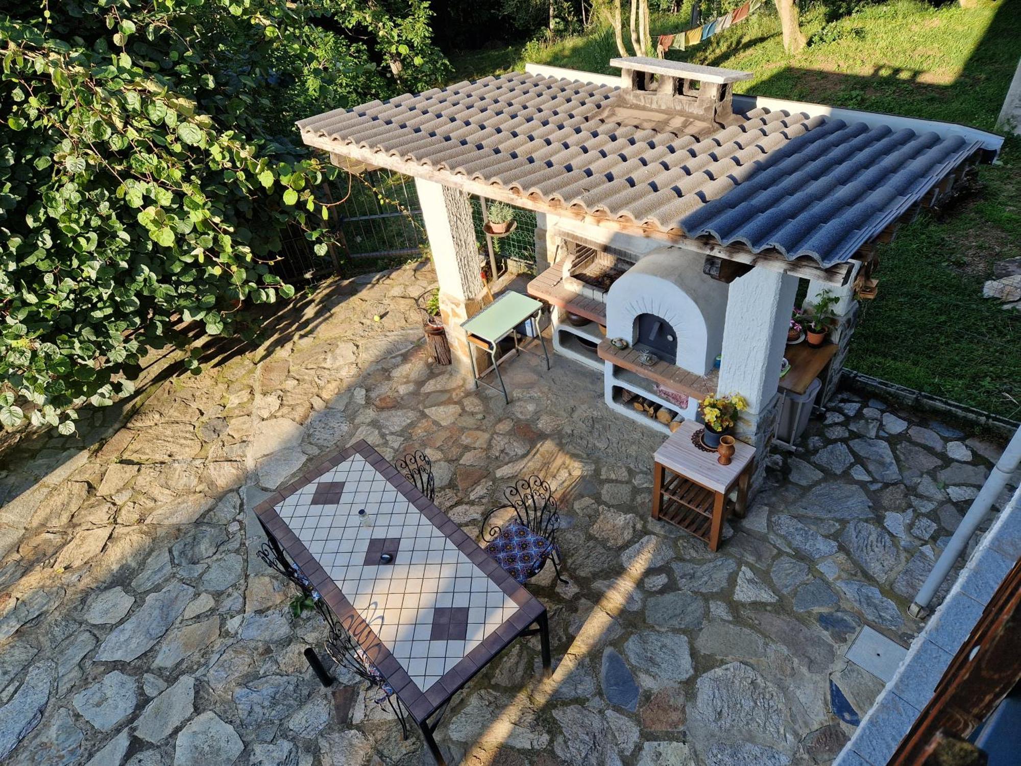 קאסטלמונטה Casa Omnia B&B מראה חיצוני תמונה